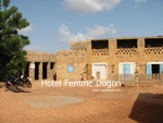 hotel_femme_dogon1.jpg